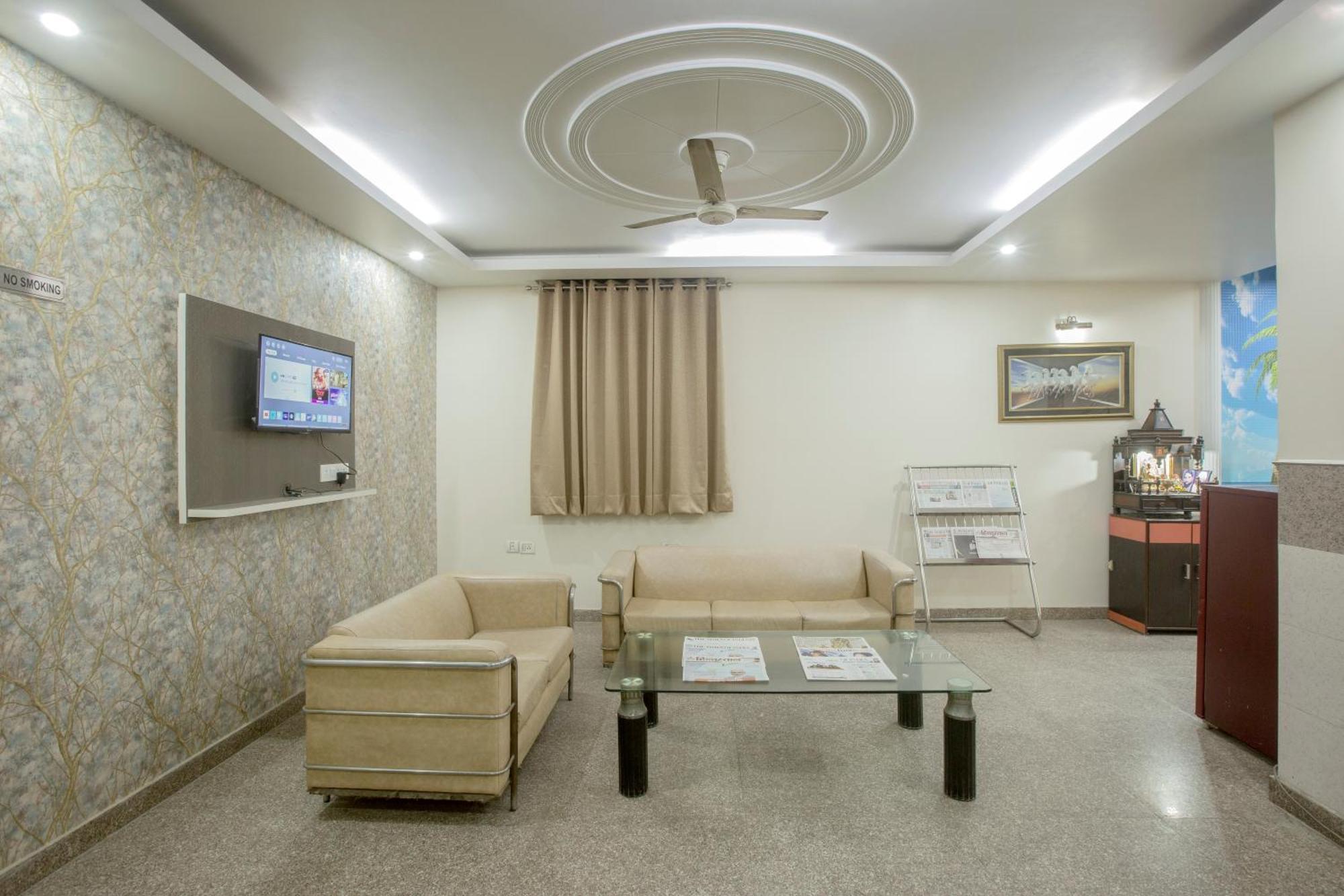 ניו דלהי Airport Hotel Mayank Residency מראה חיצוני תמונה