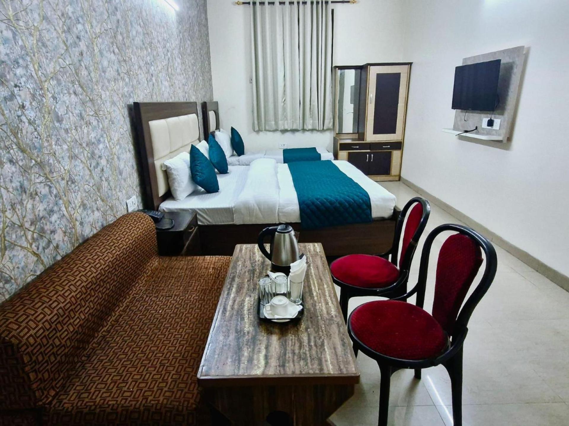 ניו דלהי Airport Hotel Mayank Residency מראה חיצוני תמונה