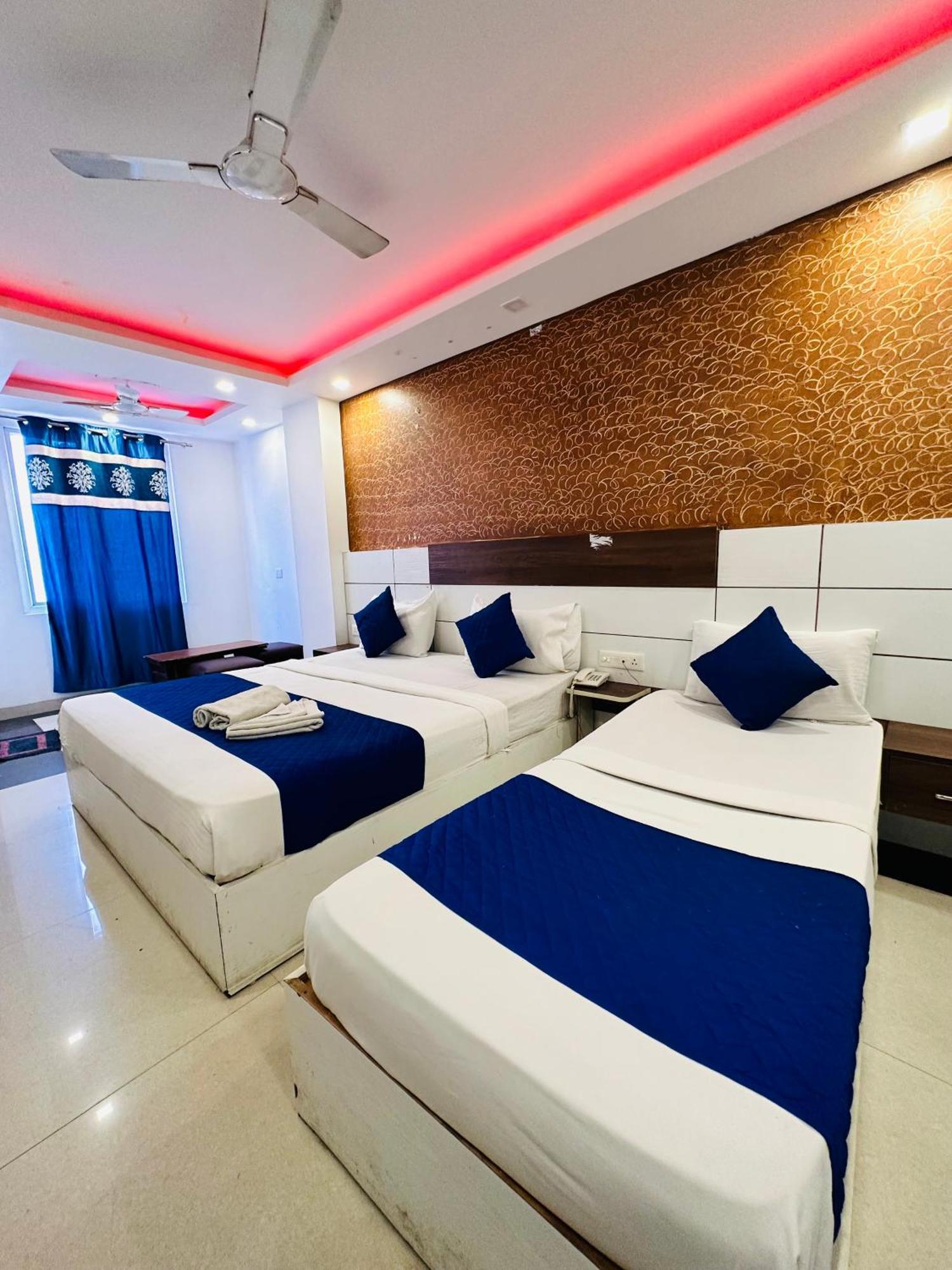 ניו דלהי Airport Hotel Mayank Residency מראה חיצוני תמונה
