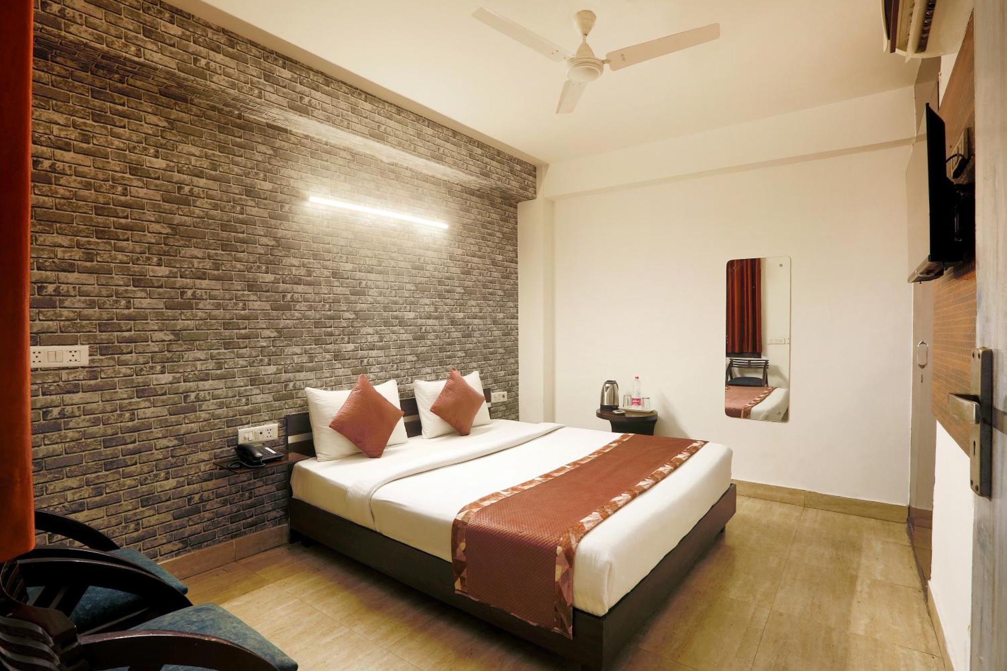 ניו דלהי Airport Hotel Mayank Residency מראה חיצוני תמונה