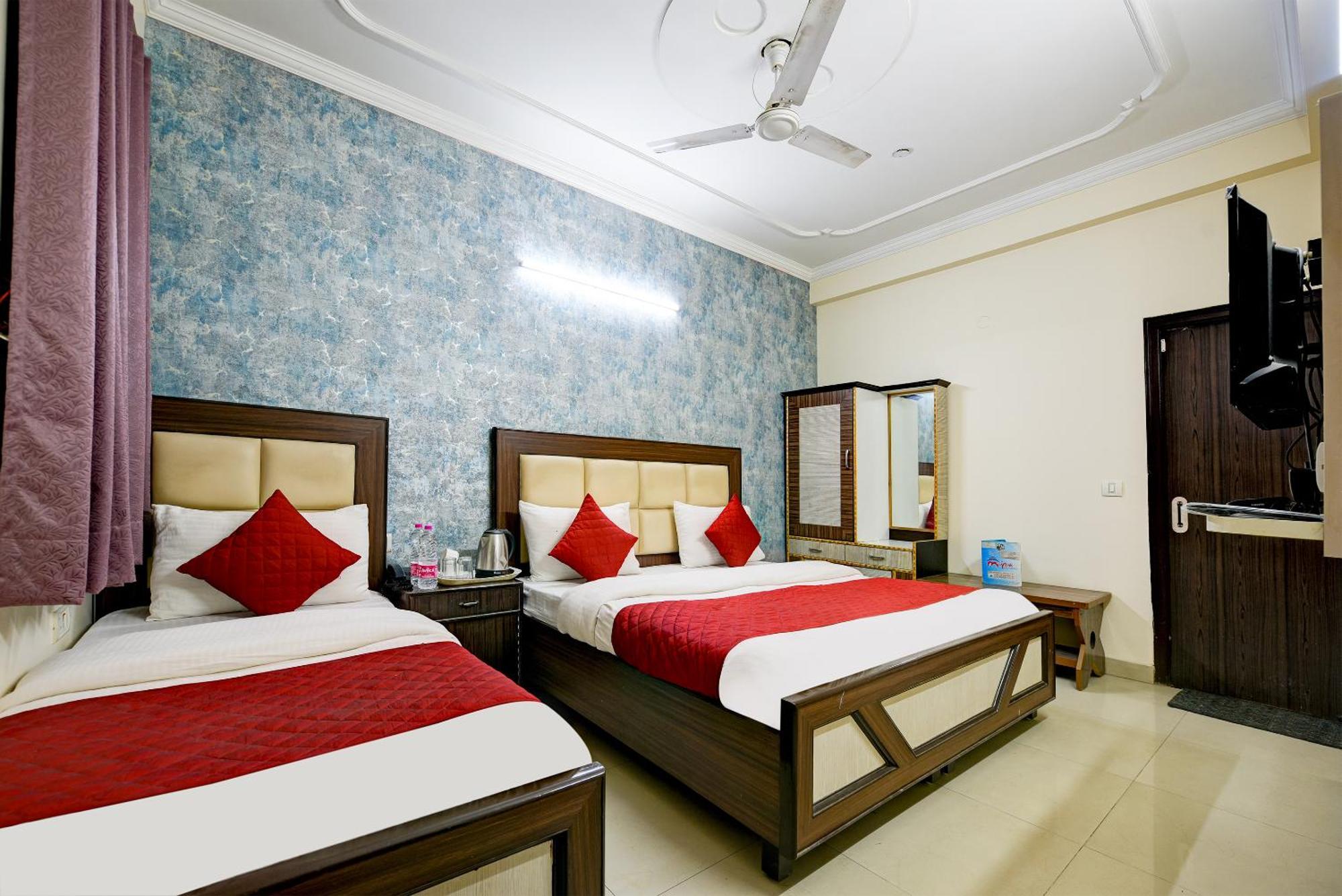 ניו דלהי Airport Hotel Mayank Residency מראה חיצוני תמונה