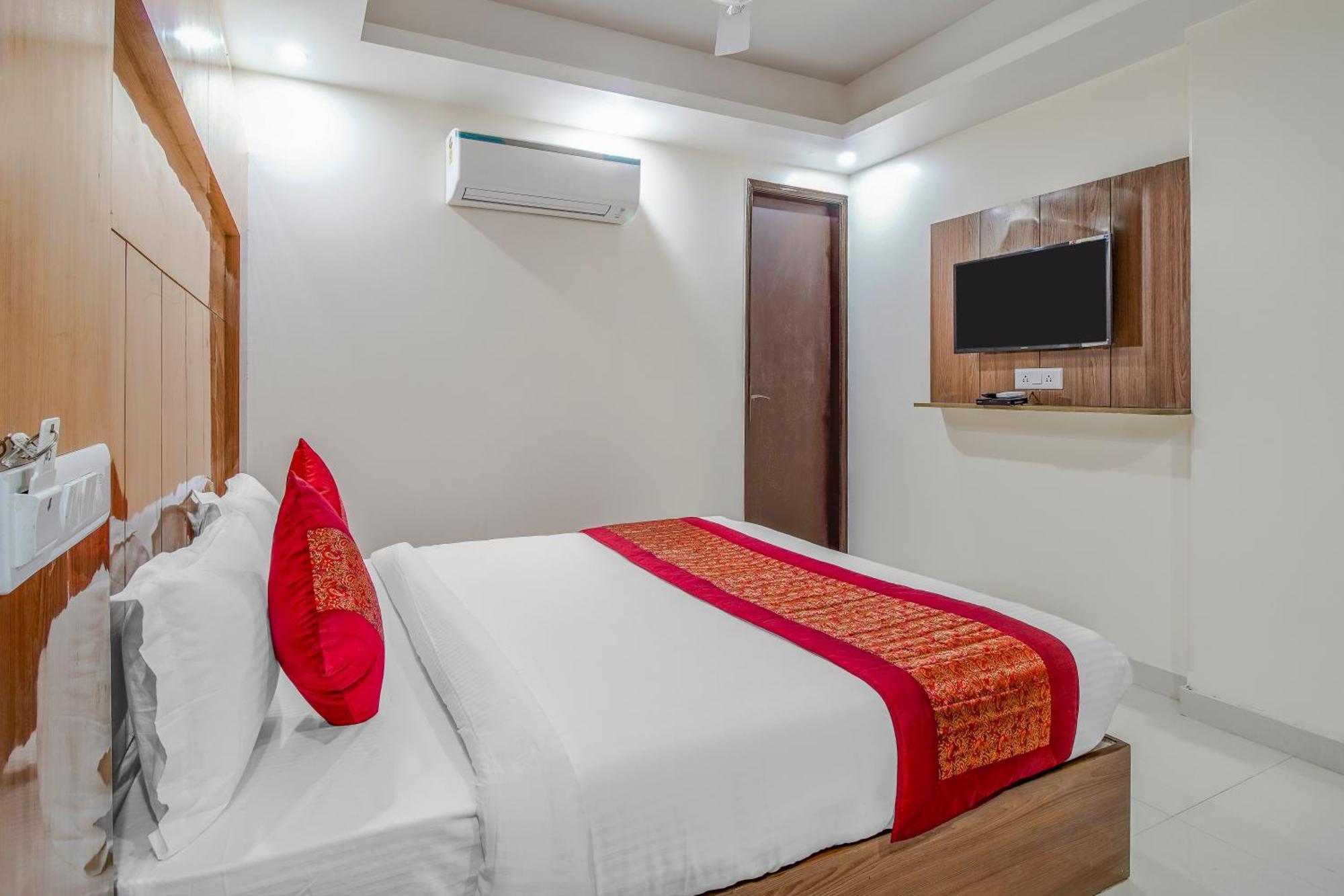 ניו דלהי Airport Hotel Mayank Residency מראה חיצוני תמונה